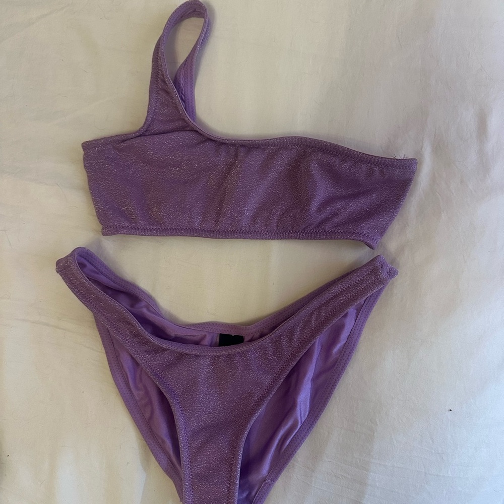 Purple One Shoulder Triangl Swimwear Bikini (Top XS & Bottoms Small)